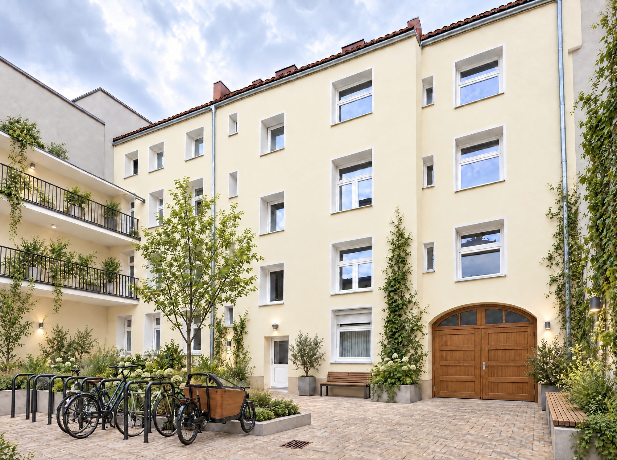 Innenhof mit Kübelpflanzen nach der Modernisierung, Visualisierung